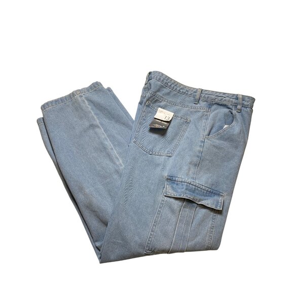 Cali 1850 Denim - Cali 1850 High Rise Straight Leg Cargo Jeans W/ Pockets Light Wash Denim, 13